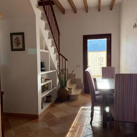 Hébergement de vacances Casa Nuria, Haus Im Zentrum Von Pollensa, 10 Meter Von Der Calvario Treppe Entfernt, Fuer 6 Personen, Mit Wifi Und Klimaanlage,