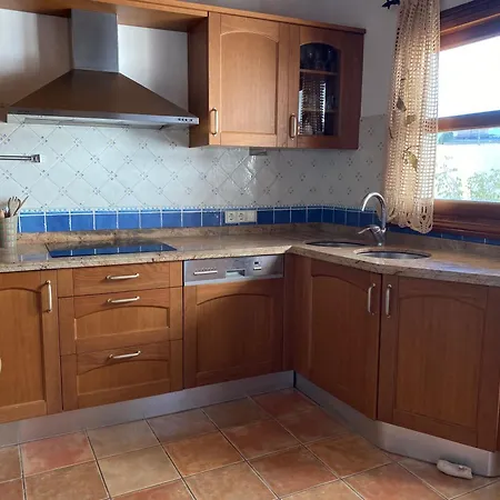 Casa Nuria, Haus Im Zentrum Von Pollensa, 10 Meter Von Der Calvario Treppe Entfernt, Fuer 6 Personen, Mit Wifi Und Klimaanlage, Holiday home